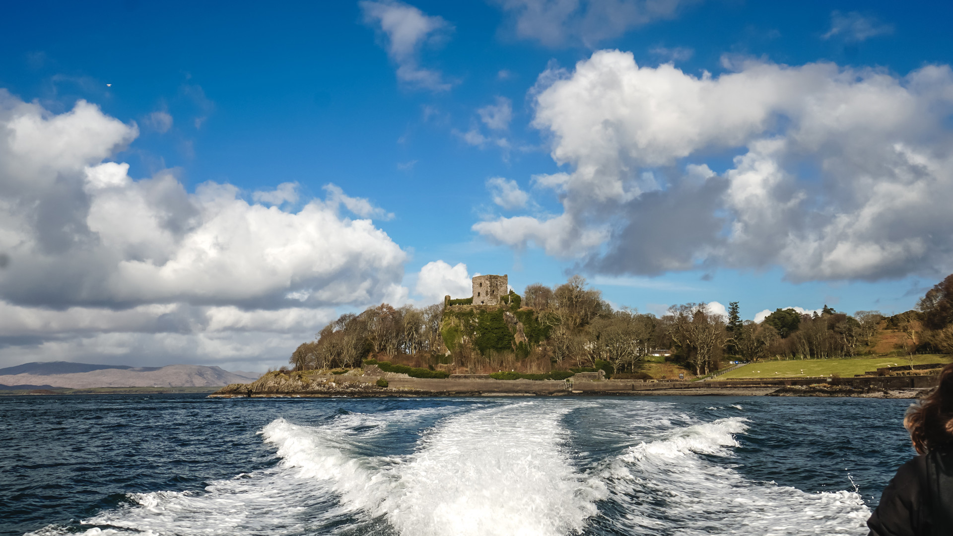 Background image - Dunollie Castle